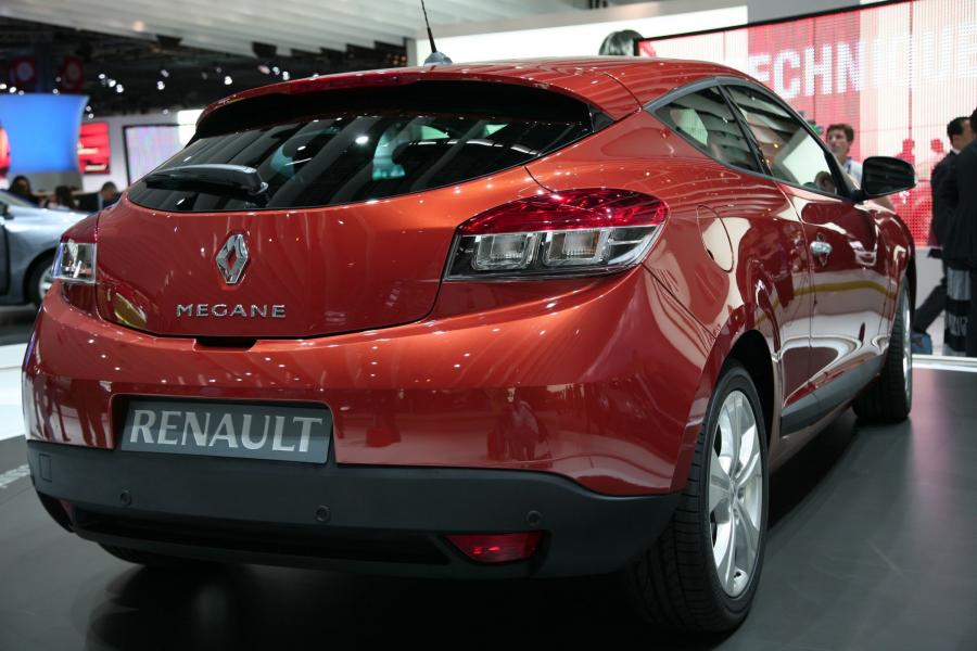  Renault Megane Coupe 2009 года  (фото 56 из 73)